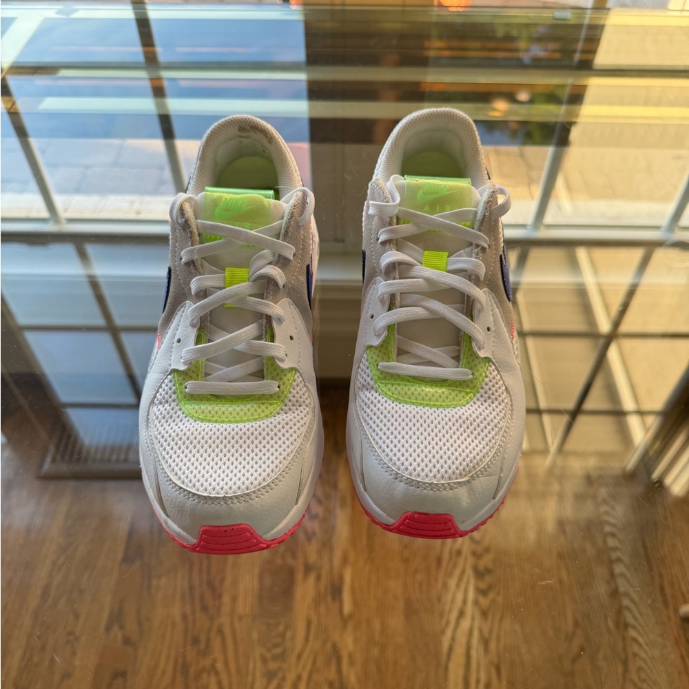 These shoes are called Nike Air Max Excee.